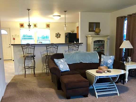 3rd image of 1304 Gardner Pond Ln