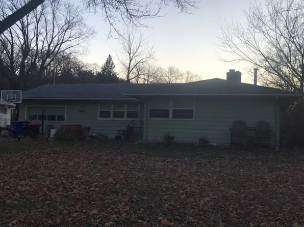 1833 Twin Bluff Rd, Red Wing, MN 55066