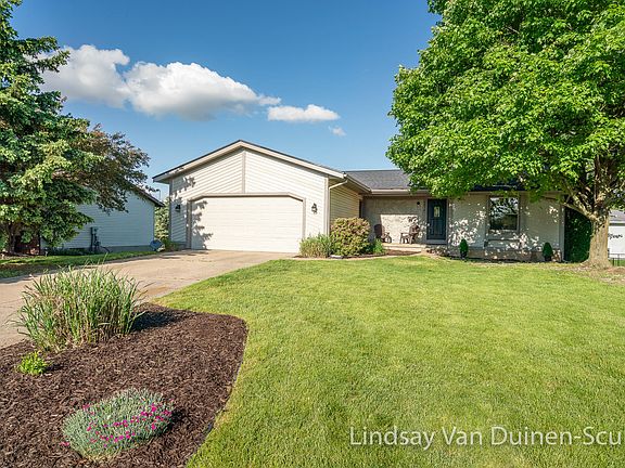2nd image of 5876 Appleview Dr SE