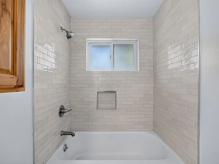 1624 T St #8 — Photo 13