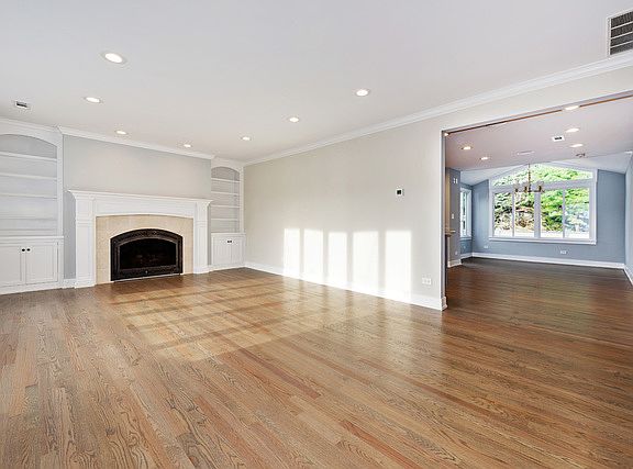 4th image of 10425 S Georgia Ln