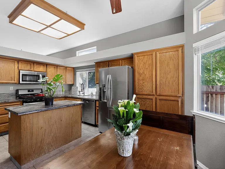 680 Canyon Creek Way — Photo 12