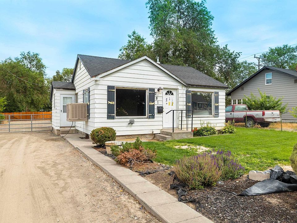 1st image of 281 Lois St