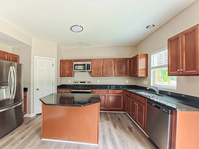 2653 Jordan Ridge Dr — Photo 8