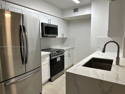 15221 SW 80th St APT 304, Miami, FL, 33193