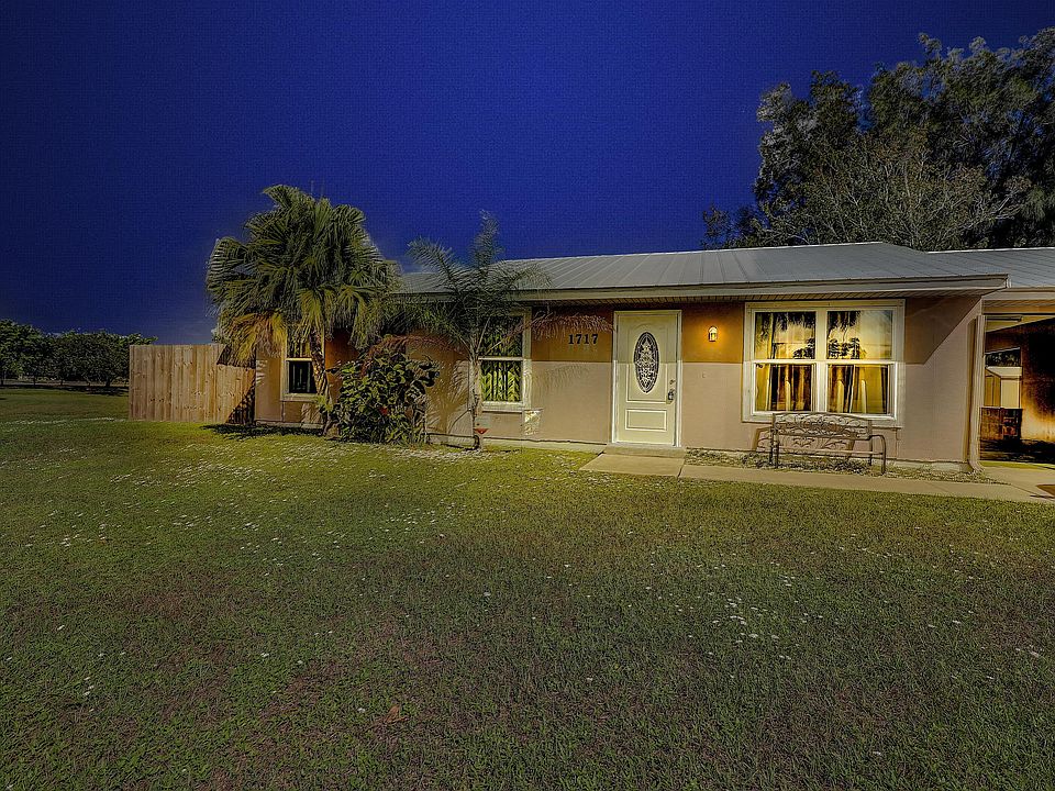 1st image of 1717 SE Vesthaven Ct