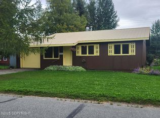 950 W Edinborough Dr, Palmer, AK 99645