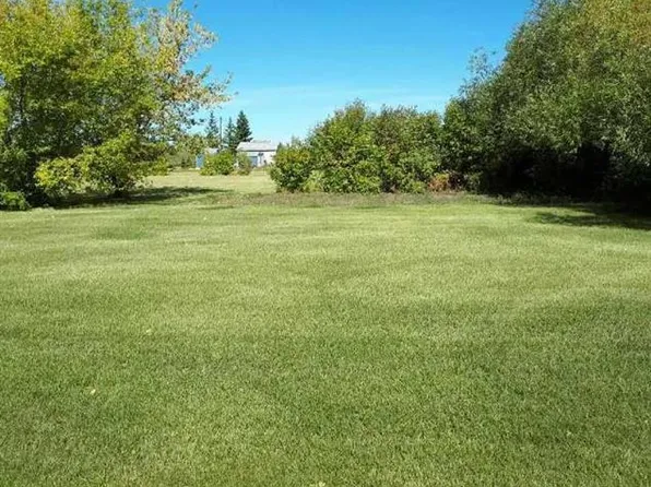 17 48th St, Spirit River, AB T0H 3G0