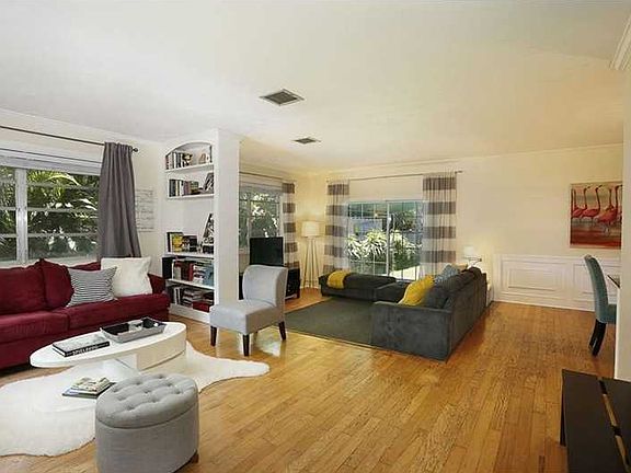 3rd image of 7750 Mindello St