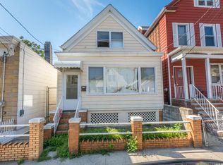 19 Manhattan Ave, Jersey City, NJ 07307