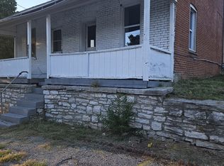 1012 E 7th St APT A, Alton, IL 62002