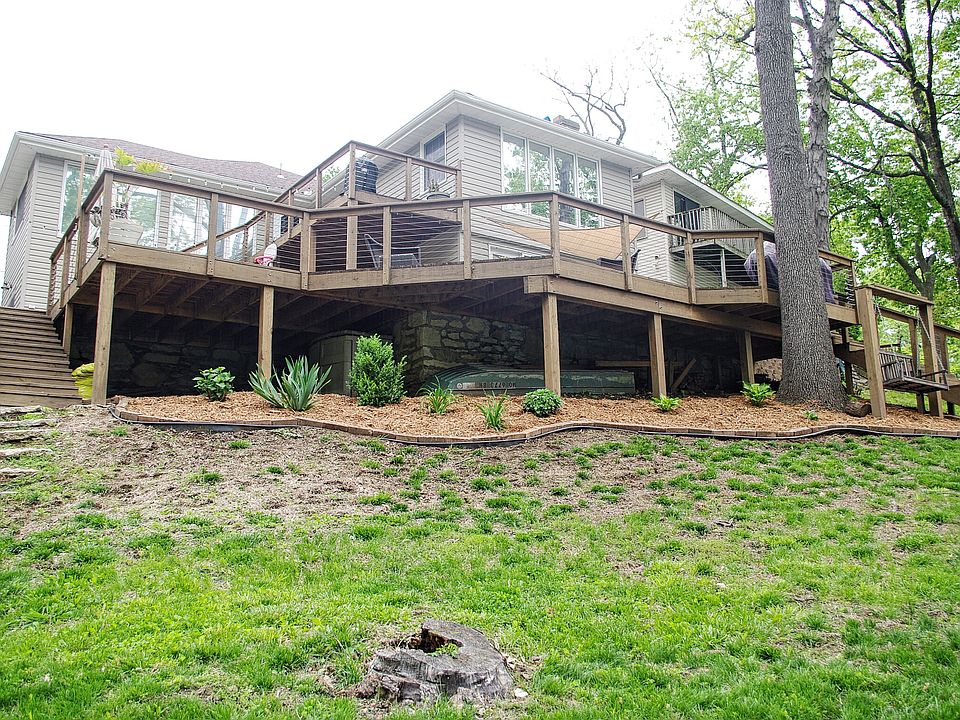 Wraparound deck