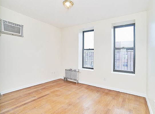 2nd image of 349 Saint Johns Pl APT 4A