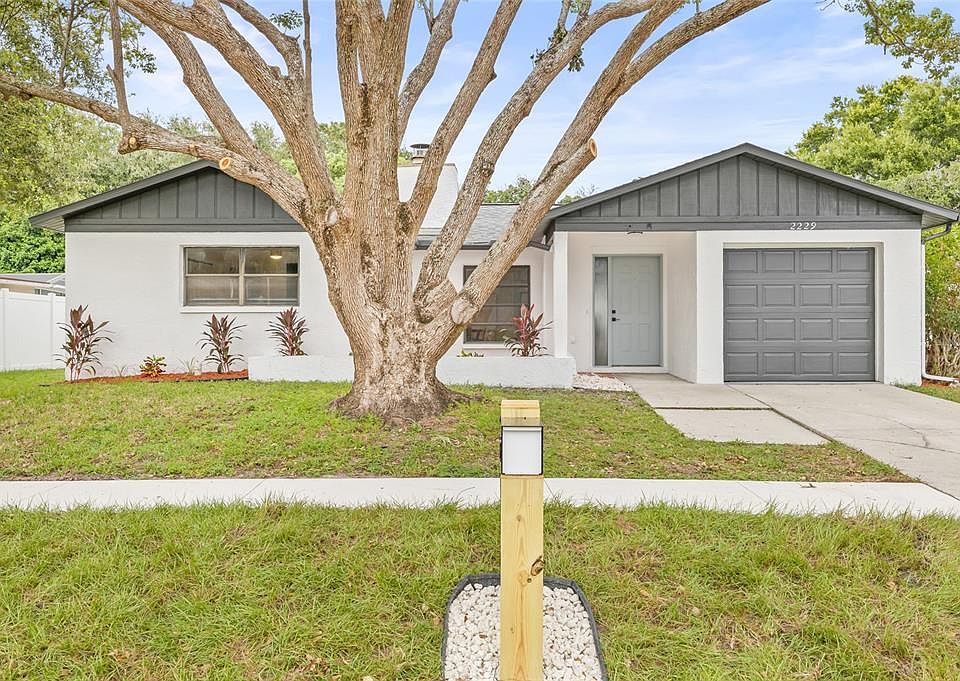 1st image of 2229 Cypress Point Dr E