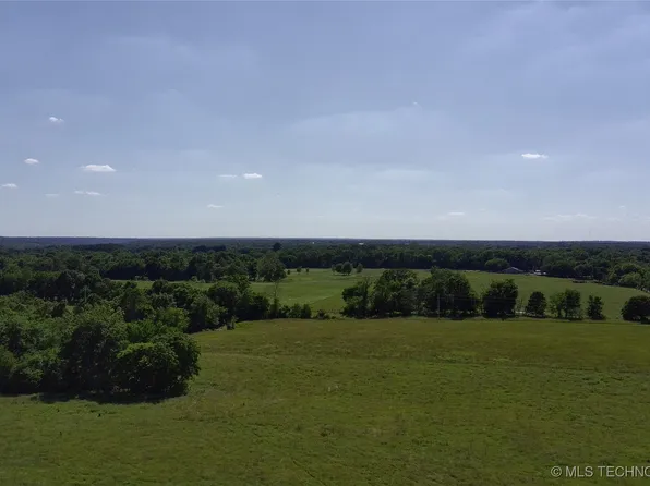 17333 E 390th Rd, Jay, OK 74346