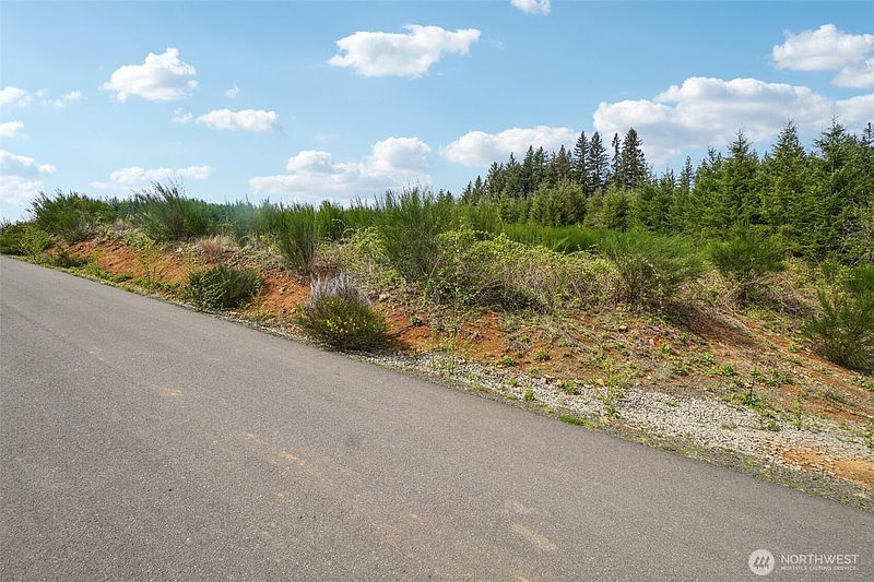 4th image of 181 High Bank Lane