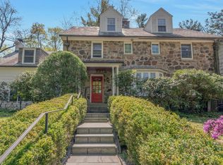 68 Spruce Ln S, Chappaqua, NY 10514