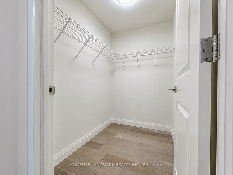 285 Avenue Rd #503 — Photo 8