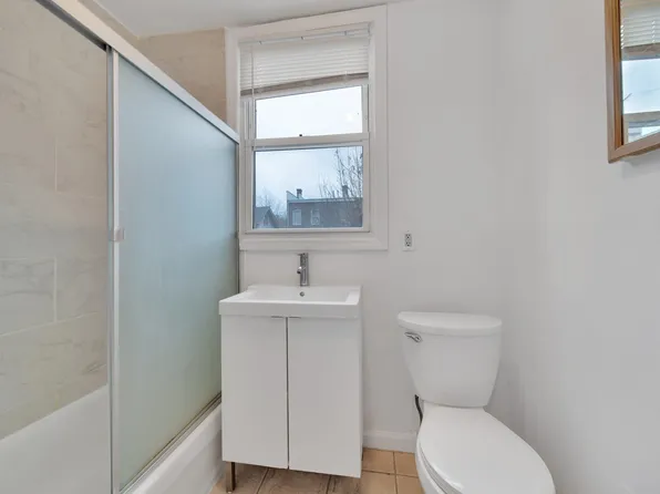 811 Montgomery Street image 16 of 17