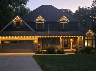 88 Crooked Creek Dr, Yorkville, IL 60560