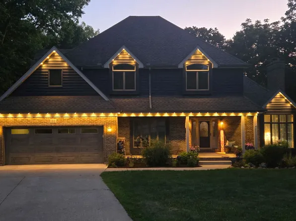 88 Crooked Creek Dr, Yorkville, IL 60560