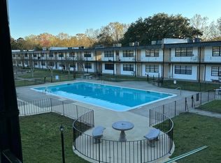 6601 Dorchester Rd APT 109, North Charleston, SC 29418