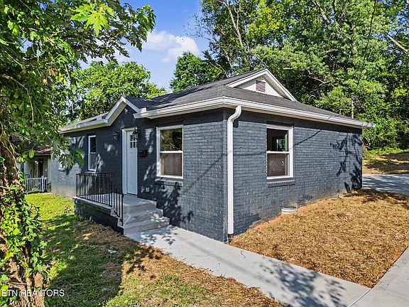 3rd image of 1419 Lawson Ave