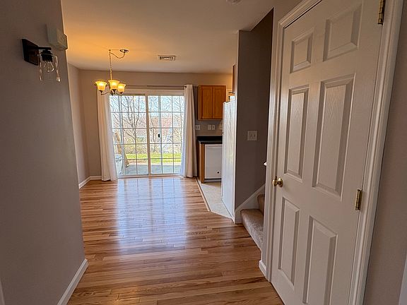 4th image of 267 Bridge St Unit 18