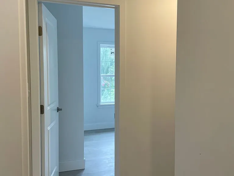 40 Longfellow Dr — Photo 16