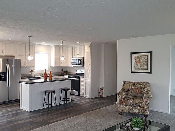 4th image of 5219 Stoneybrook Ln
