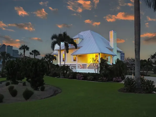 246 Christofer Ct, Sanibel, FL 33957