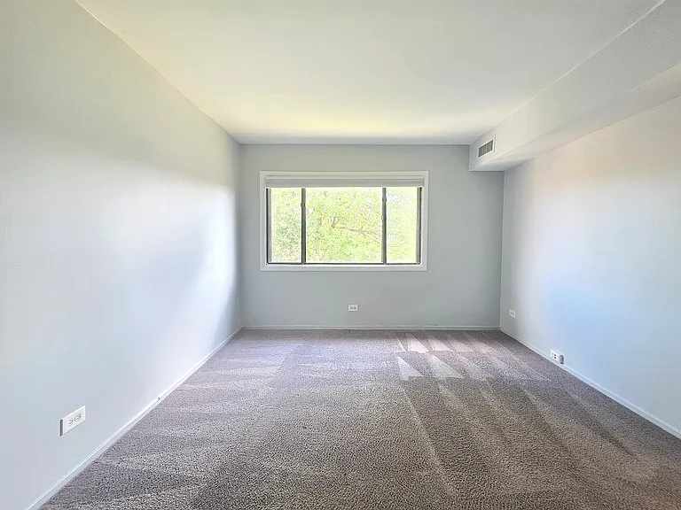 2000 Bayside Dr #304 — Photo 17