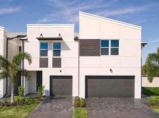 5687 Enclave Dr, Mangonia Park, FL 33407