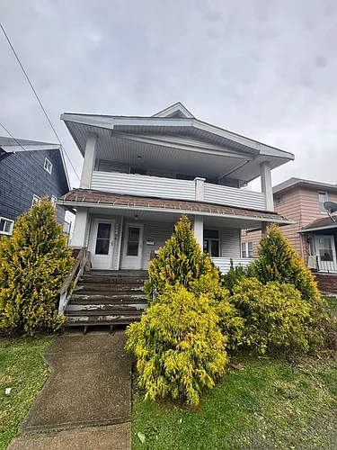 2217 W. 105th St. Photo 1
