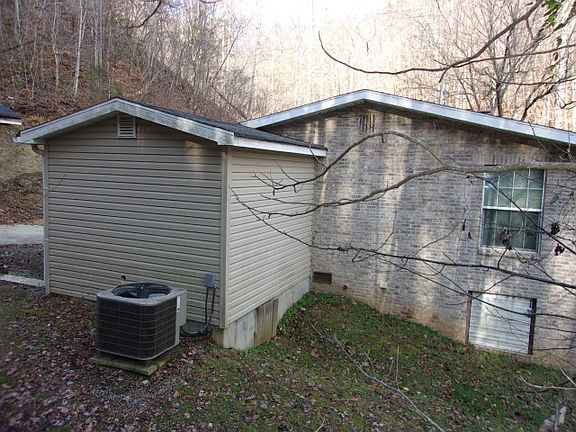 4th image of 243 Katie Ln