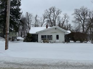12055 W Vernon Rd, Conneaut Lake, PA 16316