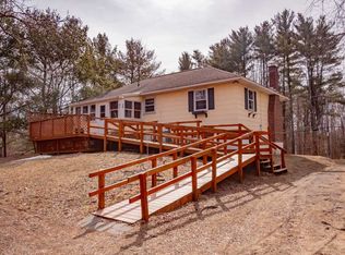 313 Grooms Rd, Halfmoon, NY 12065