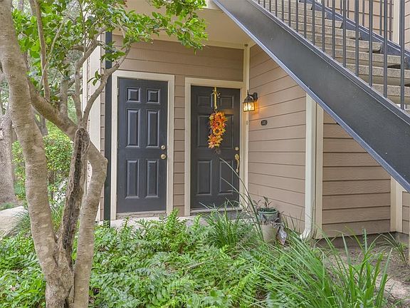 2nd image of 714 Bering Dr #39