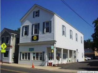 772 River Rd, Fair Haven, NJ 07704