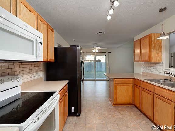 5th image of 1214 Elmo Ln