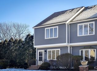2 Turning Mill Ln #1, Quincy, MA 02169