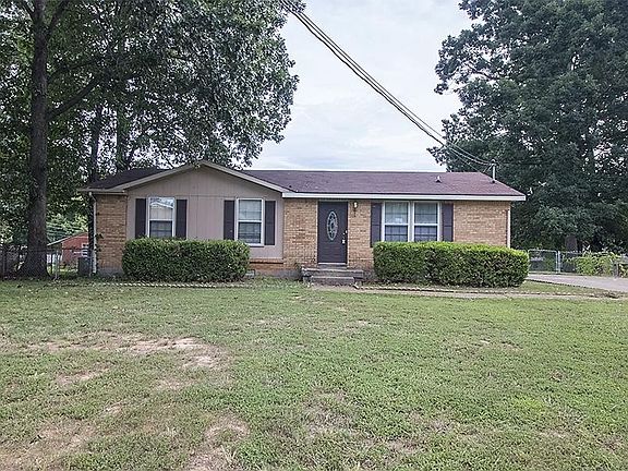 2nd image of 527 Kellia Dr