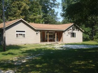 8660 E 75 N, Knox, IN 46534