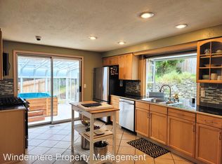 8045 Daniel Pl NW, Silverdale, WA 98383