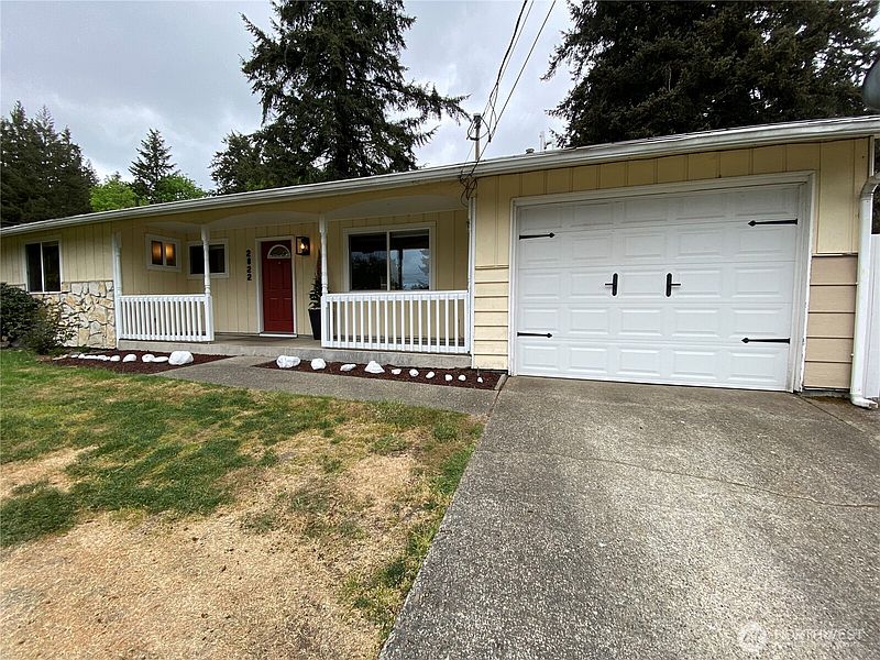 3rd image of 2822 College Street SE