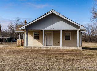1713 N Little Ave, Cushing, OK 74023