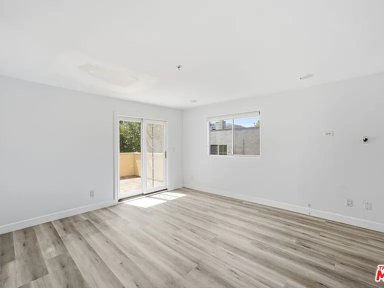 2311 Schader Dr #107 — Photo 21