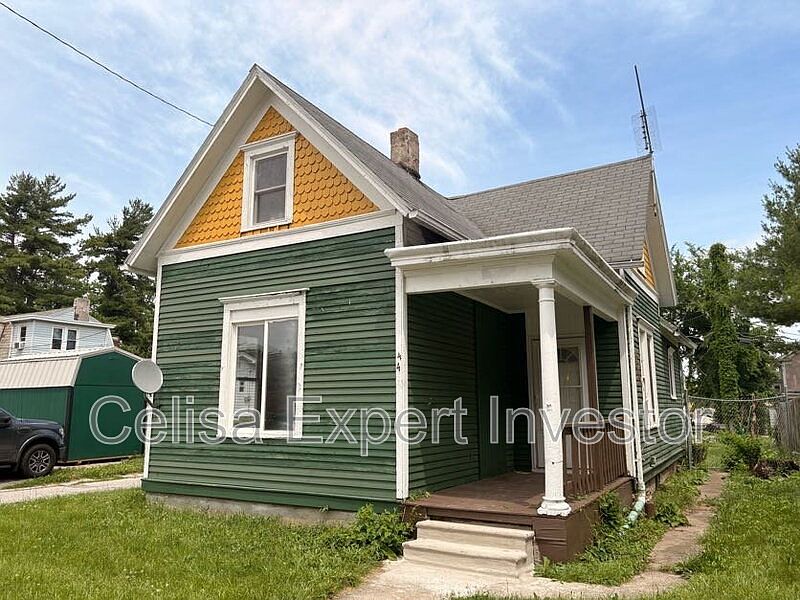 1st image of 448 W Wildwood Ave
