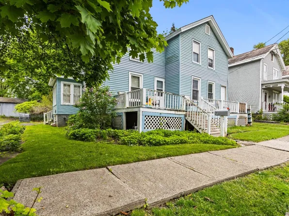 7 Lawrence Avenue, Coxsackie, NY 12051