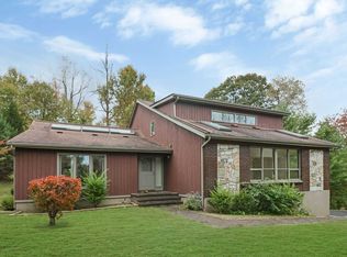 23 Farview Rd, Hopewell Junction, NY 12533